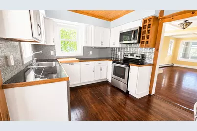 21 River St, North Adams, MA 01247 - Photo 6