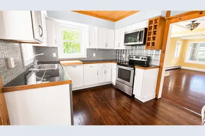 21 River St, North Adams, MA 01247 - Photo 6