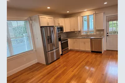 22 Henderson St #1, Somerville, MA 02145 - Photo 4