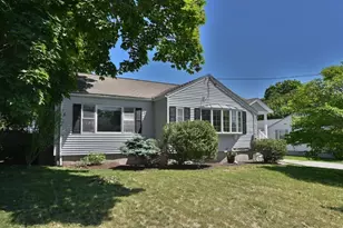88 Temple Rd, Waltham, MA 02452 - Photo 2