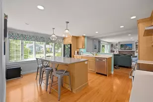88 Temple Rd, Waltham, MA 02452 - Photo 6