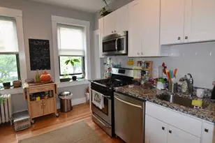 9 Greenway Ct, Brookline, MA 02446 - Photo 8