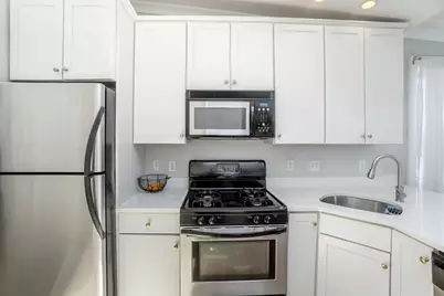 3 Leeds St #3, Boston, MA 02127 - Photo 8