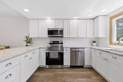 1430 Russell Rd #28, Westfield, MA 01085 - Photo 4