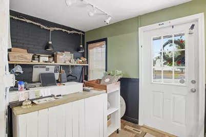 148 River St, West Springfield, MA 01089 - Photo 10