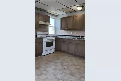 911-915 County St #3, Fall River, MA 02723 - Photo 8