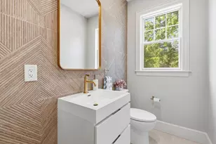 131 Maple St, Scituate, MA 02066 - Photo 10