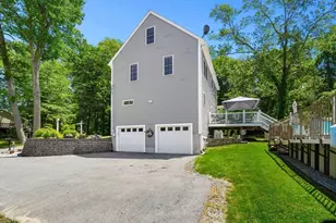 34 Amesbury Ave, Amesbury, MA 01913 - Photo 32