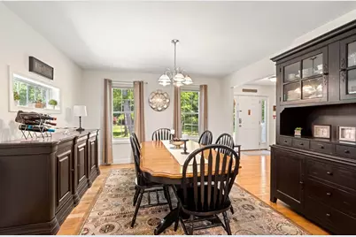 34 Amesbury Ave, Amesbury, MA 01913 - Photo 6