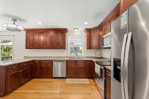 34 Amesbury Ave, Amesbury, MA 01913 - Photo 20