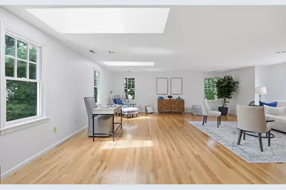 81 Parish Rd, Needham, MA 02494 - Photo 10