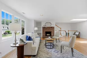 81 Parish Rd, Needham, MA 02494 - Photo 12