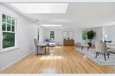 81 Parish Rd, Needham, MA 02494 - Photo 10