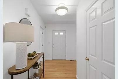 81 Parish Rd, Needham, MA 02494 - Photo 14