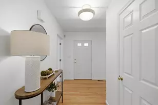 81 Parish Rd, Needham, MA 02494 - Photo 14
