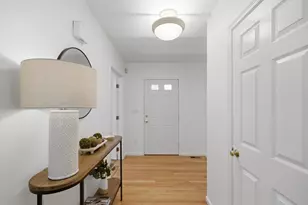 81 Parish Rd, Needham, MA 02494 - Photo 14