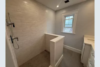 67 Walnut St #2, Watertown, MA 02472 - Photo 6