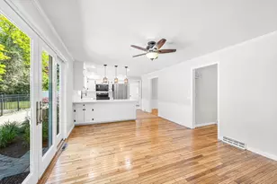 252 Pinewood Dr, Longmeadow, MA 01106 - Photo 14