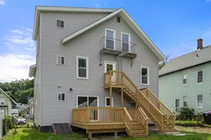 26 Vernon St, Holyoke, MA 01040 - Photo 34