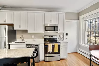 587 Tremont St #3, Boston, MA 02118 - Photo 8