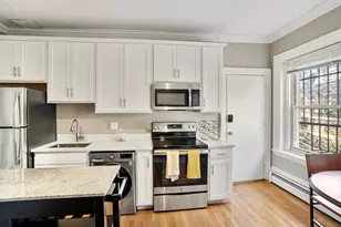 587 Tremont St, Boston, MA 02118 - Photo 8