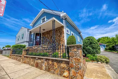 36 McGowan St, Fall River, MA 02723 - Photo 2