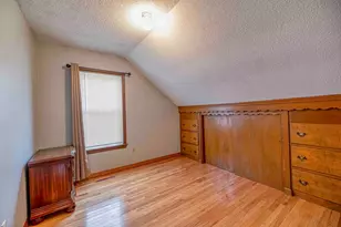 36 McGowan St, Fall River, MA 02723 - Photo 16
