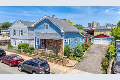 36 McGowan St, Fall River, MA 02723 - Photo 1