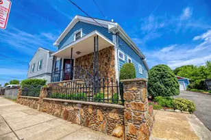 36 McGowan St, Fall River, MA 02723 - Photo 2