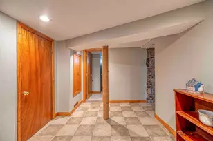 36 McGowan St, Fall River, MA 02723 - Photo 22