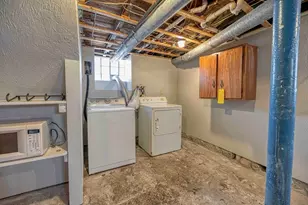 36 McGowan St, Fall River, MA 02723 - Photo 26