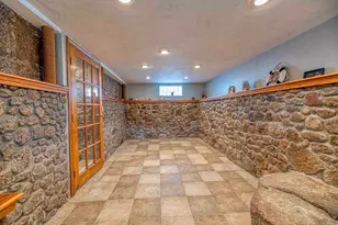36 McGowan St, Fall River, MA 02723 - Photo 24