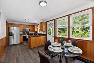 60 Pinedale St, Southbridge, MA 01550 - Photo 16