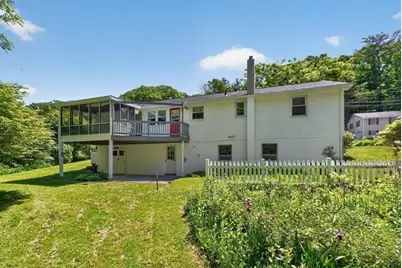 60 Pinedale St, Southbridge, MA 01550 - Photo 2