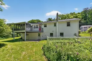 60 Pinedale St, Southbridge, MA 01550 - Photo 2