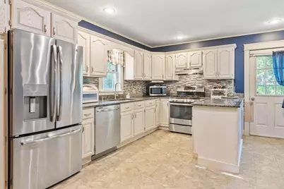 113 Simonds St, Fitchburg, MA 01420 - Photo 8