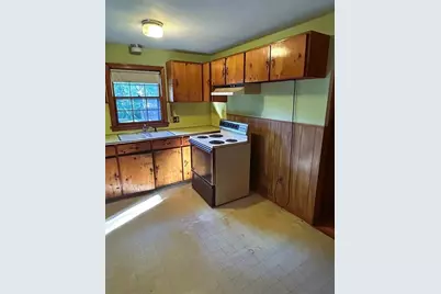 40 West Canton Circle, Springfield, MA 01104 - Photo 10
