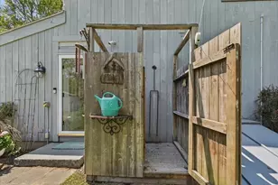 621 Locustfield Rd, Falmouth, MA 02536 - Photo 10