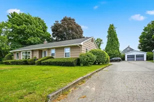57 Slater St, Webster, MA 01570 - Photo 4