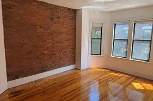 35 Revere St, Boston, MA 02114 - Photo 2