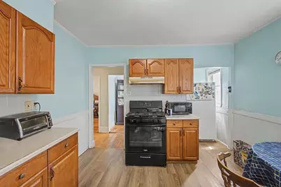 178-180 Brookside Pkwy, Medford, MA 02155 - Photo 16
