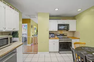 178-180 Brookside Parkway, Medford, MA 02155 - Photo 6