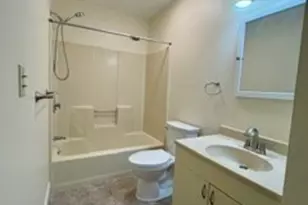 34 Newhall St, Lowell, MA 01852 - Photo 20