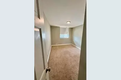 34 Newhall St #212, Lowell, MA 01852 - Photo 12