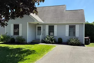 55 Alvord Pl, South Hadley, MA 01075 - Photo 1