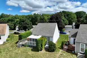 55 Alvord Pl, South Hadley, MA 01075 - Photo 4