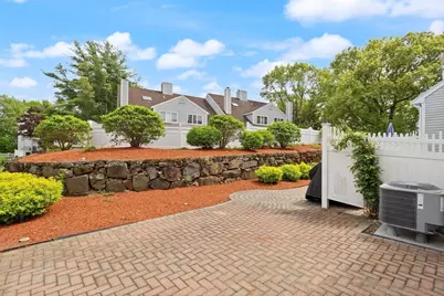 19 Olde Village Drive #1603, Salem, MA 01970 - Photo 2