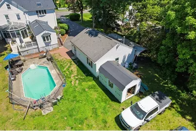 211 Village St, Medway, MA 02053 - Photo 36