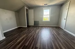 908 Plymouth Ave, Fall River, MA 02721 - Photo 14