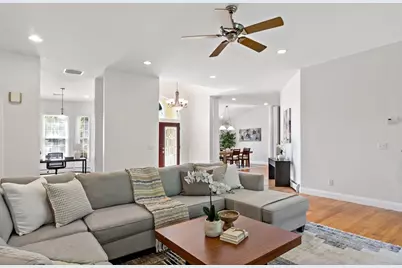 19 Azalea Dr, Dartmouth, MA 02747 - Photo 8